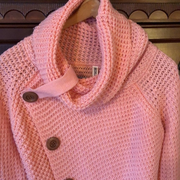 Sweater - Picture 2 of 4